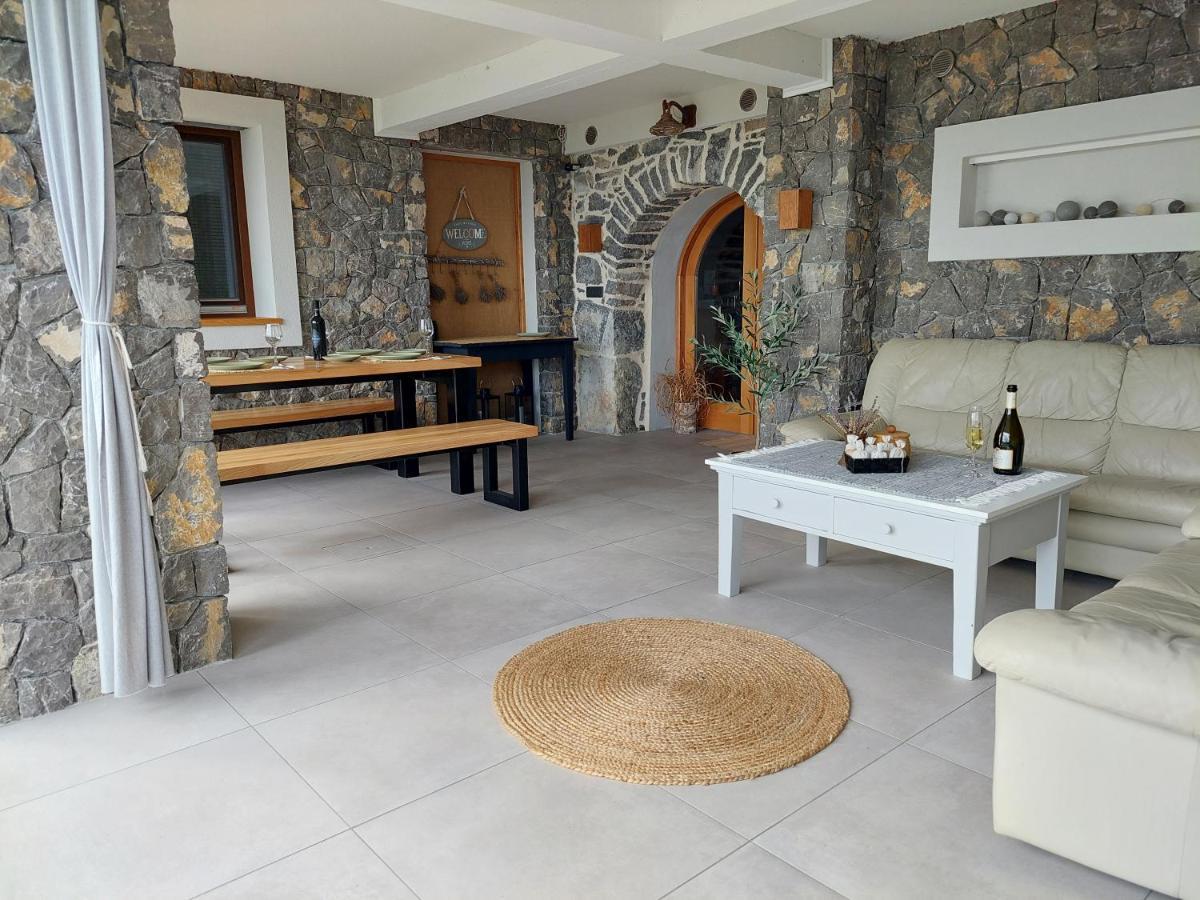 Vineyard Cottage Lan Na Hribu Semic Zewnętrze zdjęcie