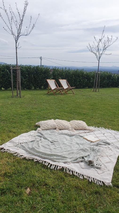 Vineyard Cottage Lan Na Hribu Semic Zewnętrze zdjęcie