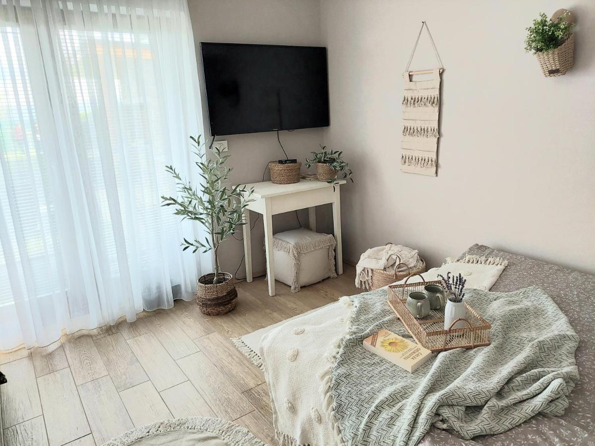 Vineyard Cottage Lan Na Hribu Semic Zewnętrze zdjęcie