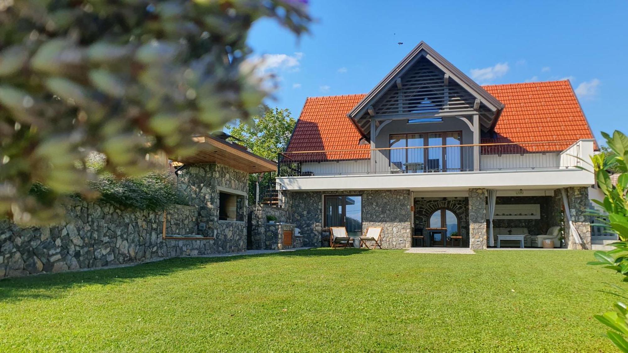 Vineyard Cottage Lan Na Hribu Semic Zewnętrze zdjęcie
